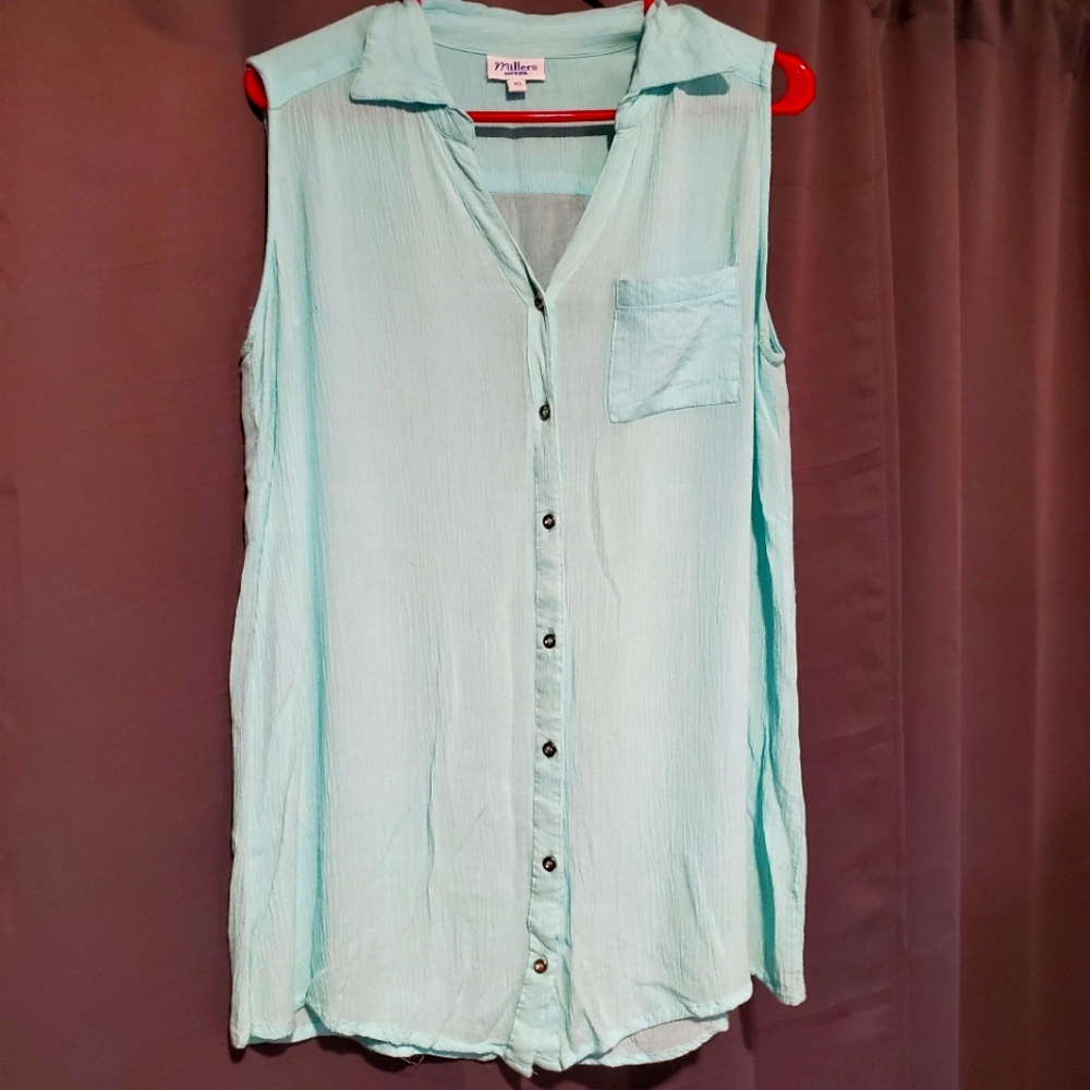 Beautiful dressy tank top